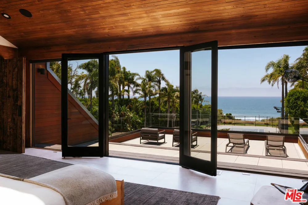 30464 Morning View Drive Malibu, CA 90265