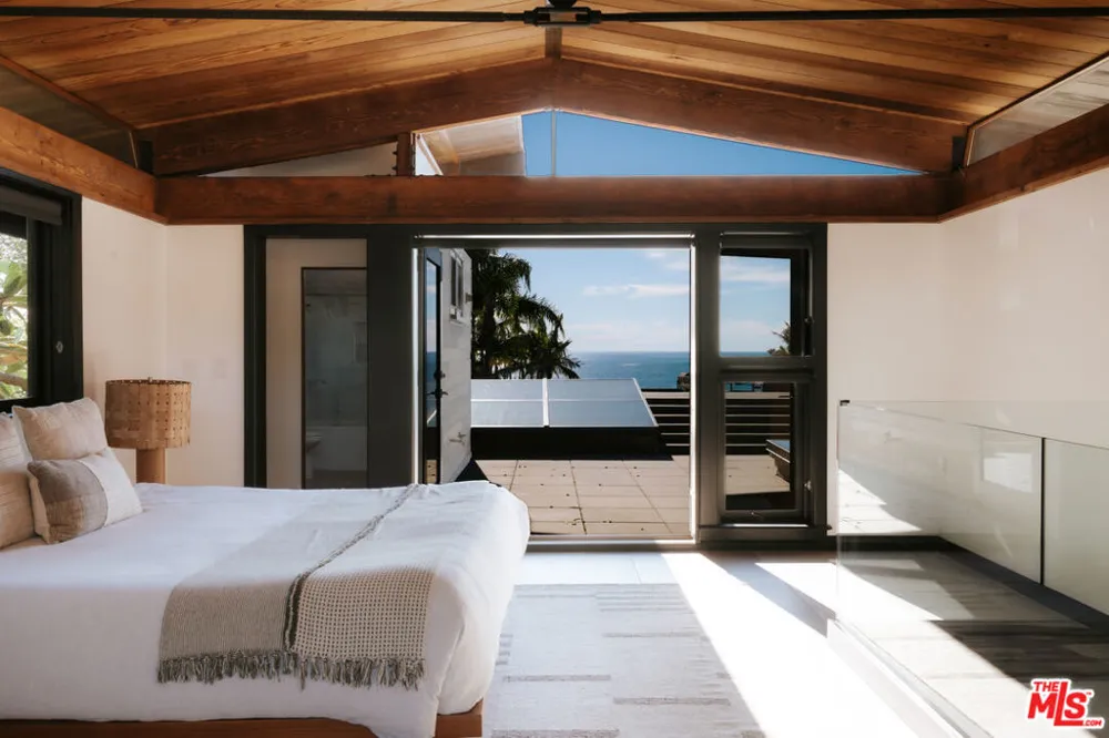 30464 Morning View Drive Malibu, CA 90265