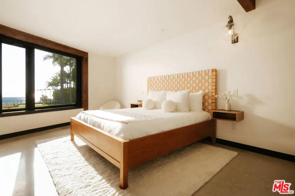 30464 Morning View Drive Malibu, CA 90265