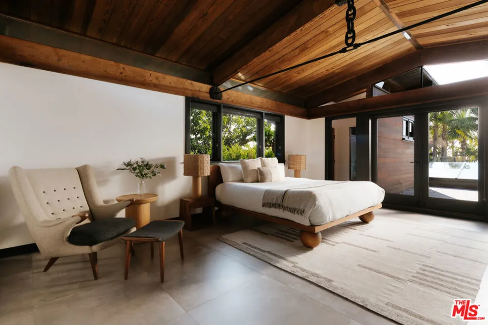 30464 Morning View Drive Malibu, CA 90265