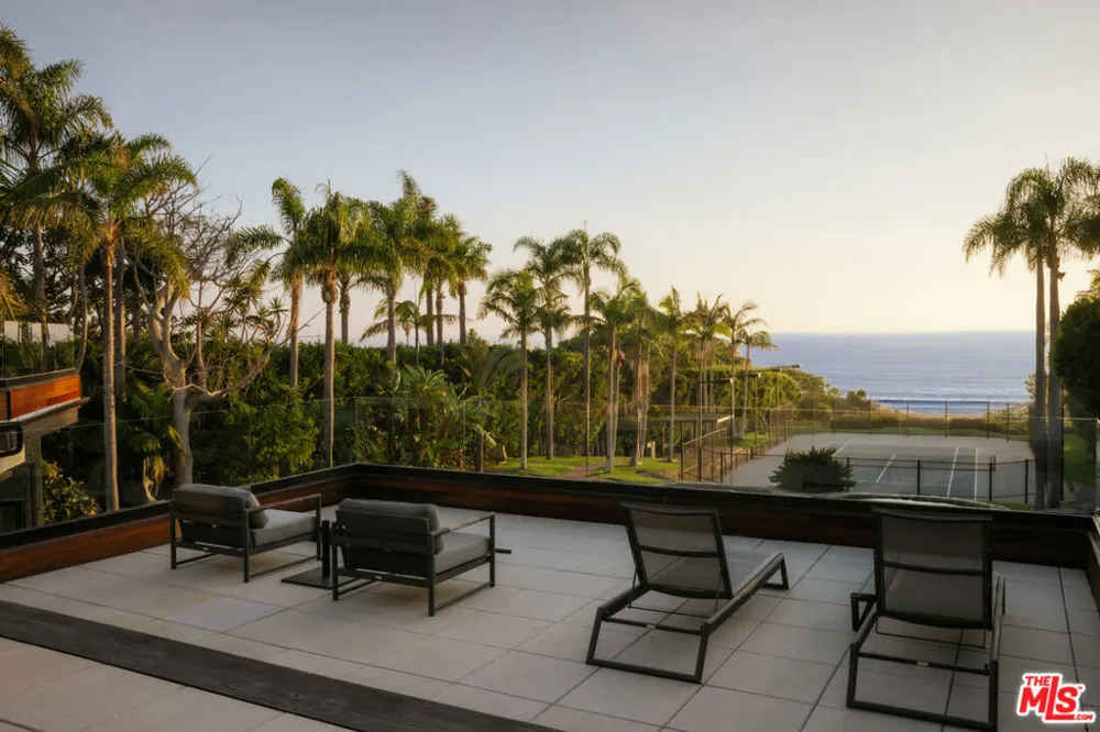 30464 Morning View Drive Malibu, CA 90265