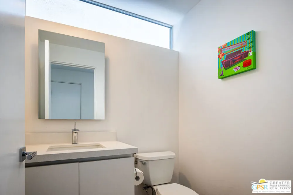 1009 Iris Lane Palm Springs, CA 92264
