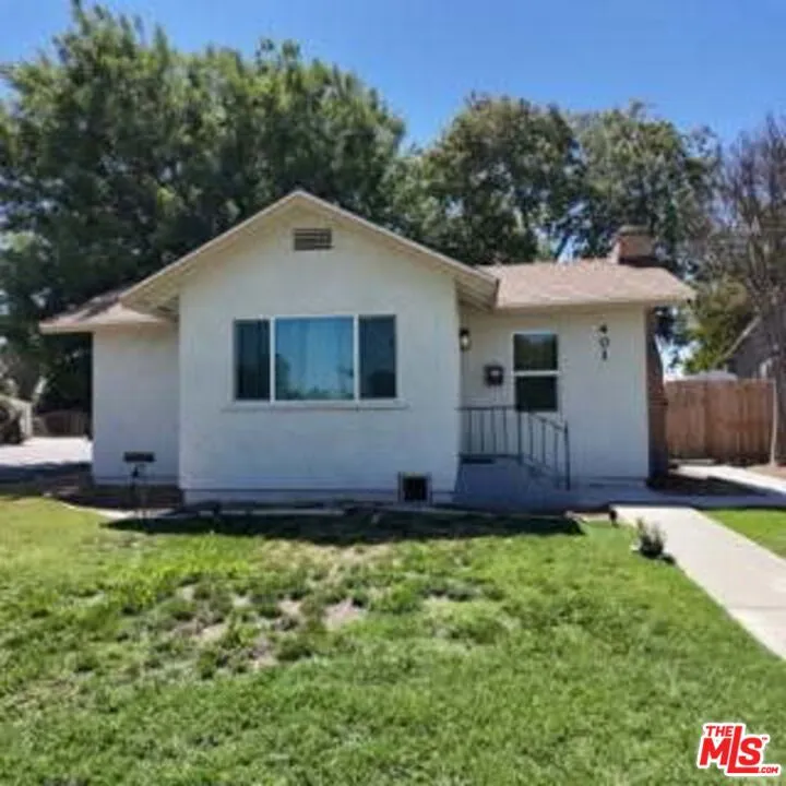 401 Cypress Street Bakersfield, CA 93304