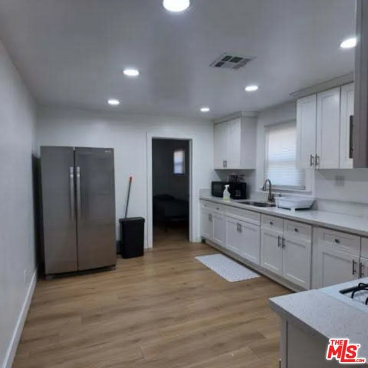 401 Cypress Street Bakersfield, CA 93304
