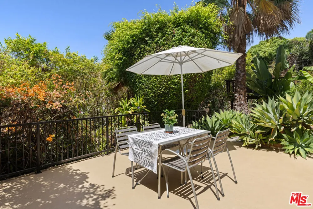 1523 Murray Drive Los Angeles, CA 90026