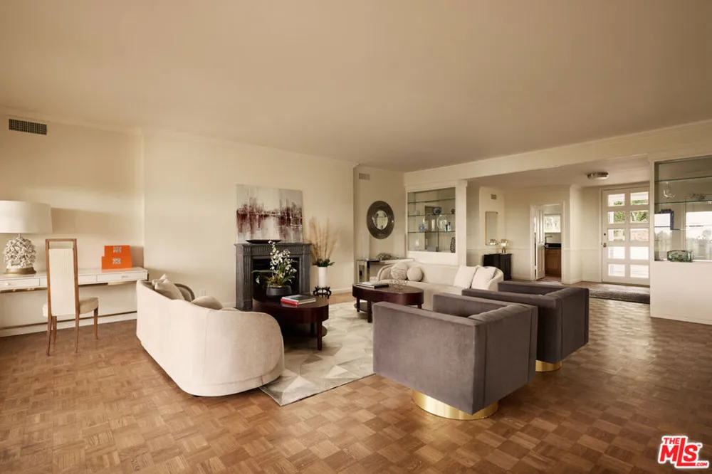 949 Norman Place Los Angeles, CA 90049