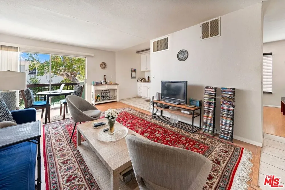 23515 Lyons Avenue #S9 Santa Clarita, CA 91355