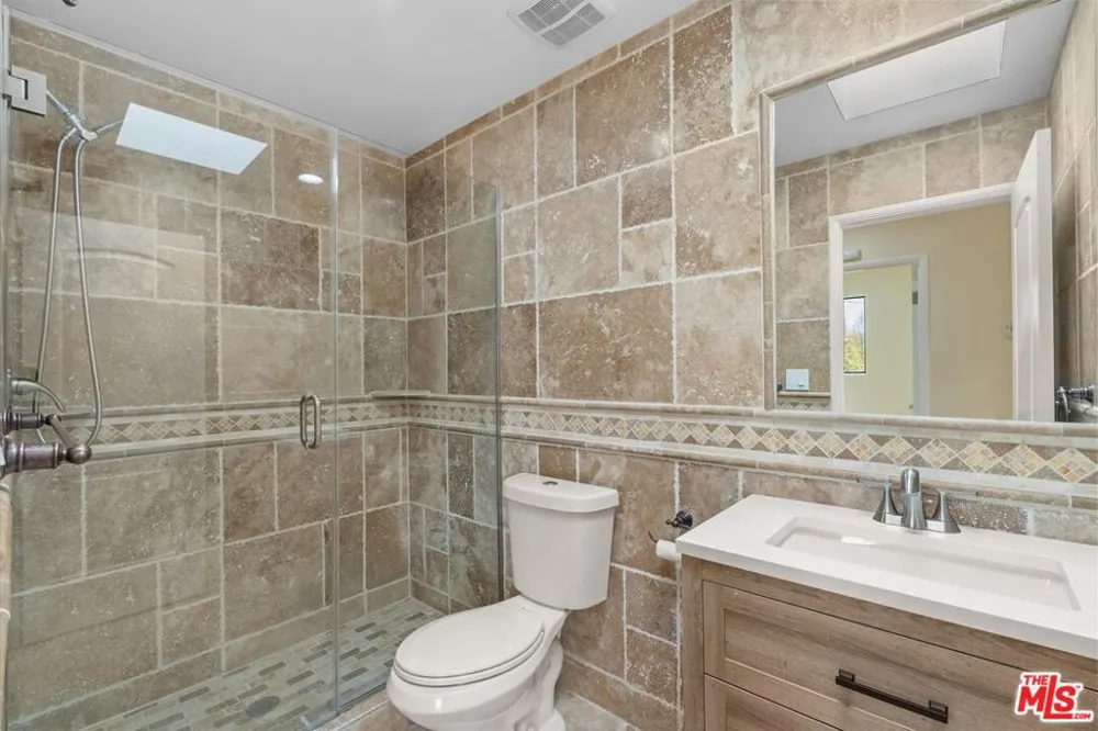 2175 S Beverly Glen Boulevard #406 Los Angeles, CA 90025