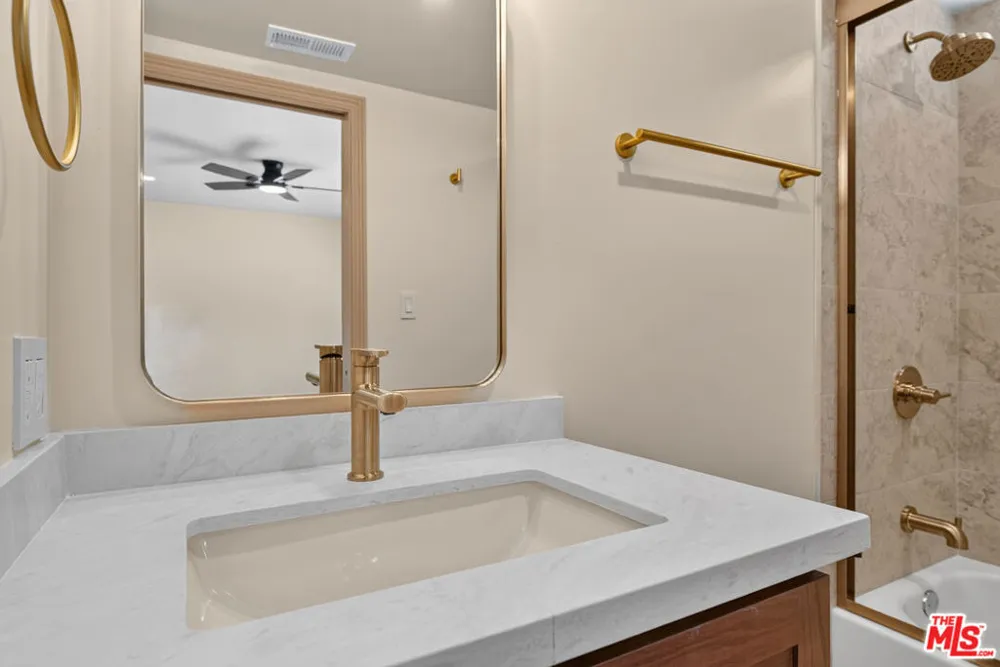 4170 Madison Avenue #4170 1/2 Culver City, CA 90232