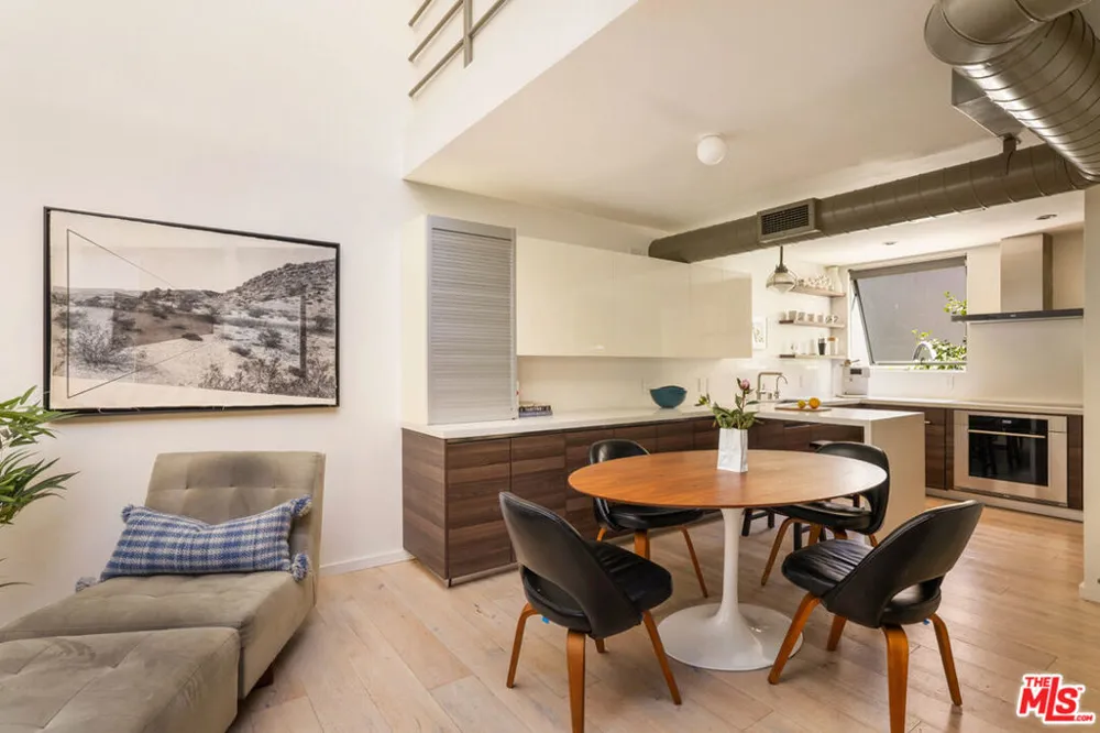 2433 28th Street #B Santa Monica, CA 90405