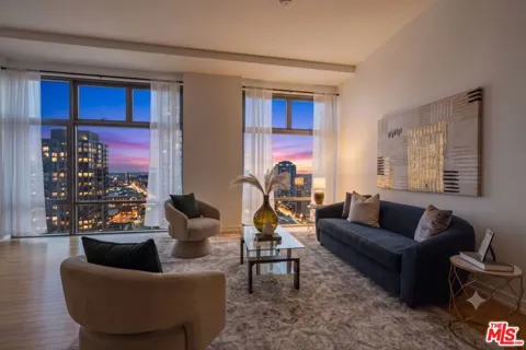 801 S Grand Avenue #1508