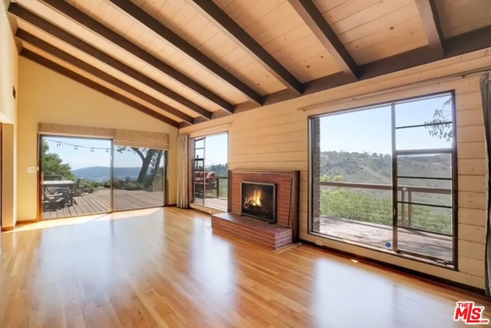 112 Crestview Lane Santa Barbara, CA 93108