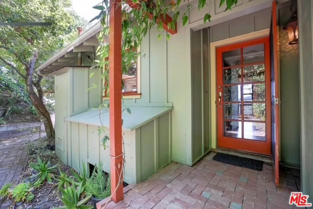 112 Crestview Lane Santa Barbara, CA 93108