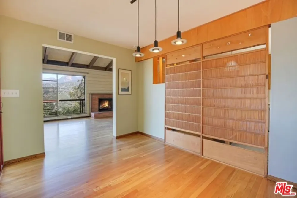 112 Crestview Lane Santa Barbara, CA 93108