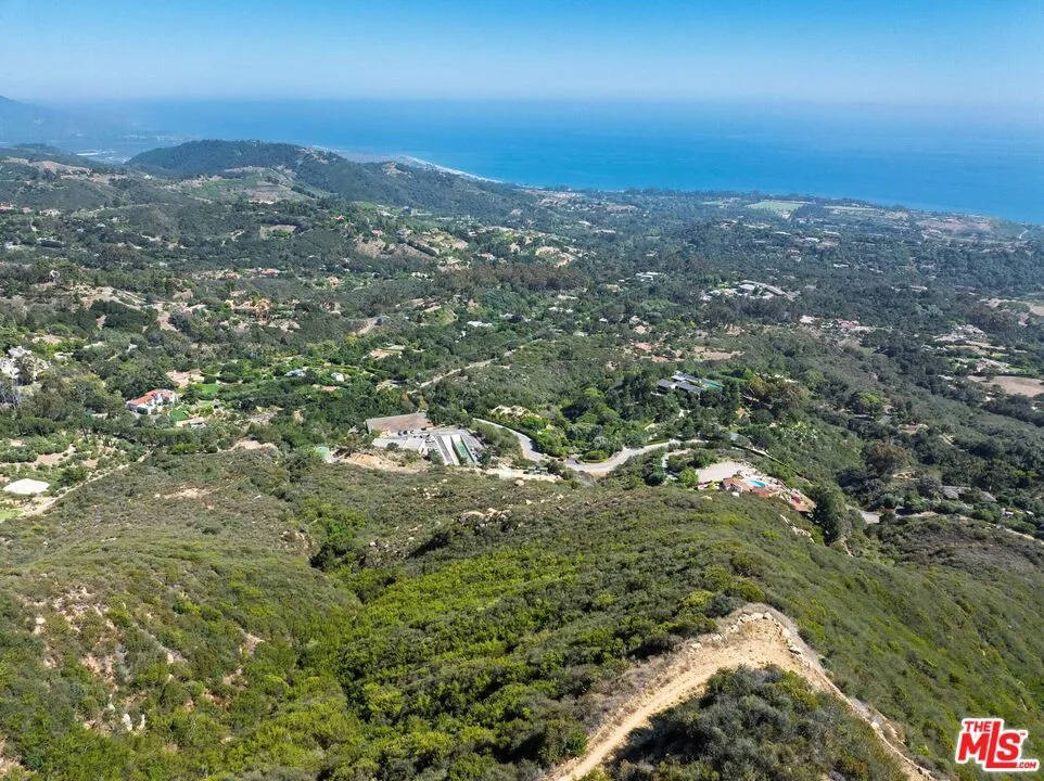 2770 Bella Vista Drive Santa Barbara, CA 93108