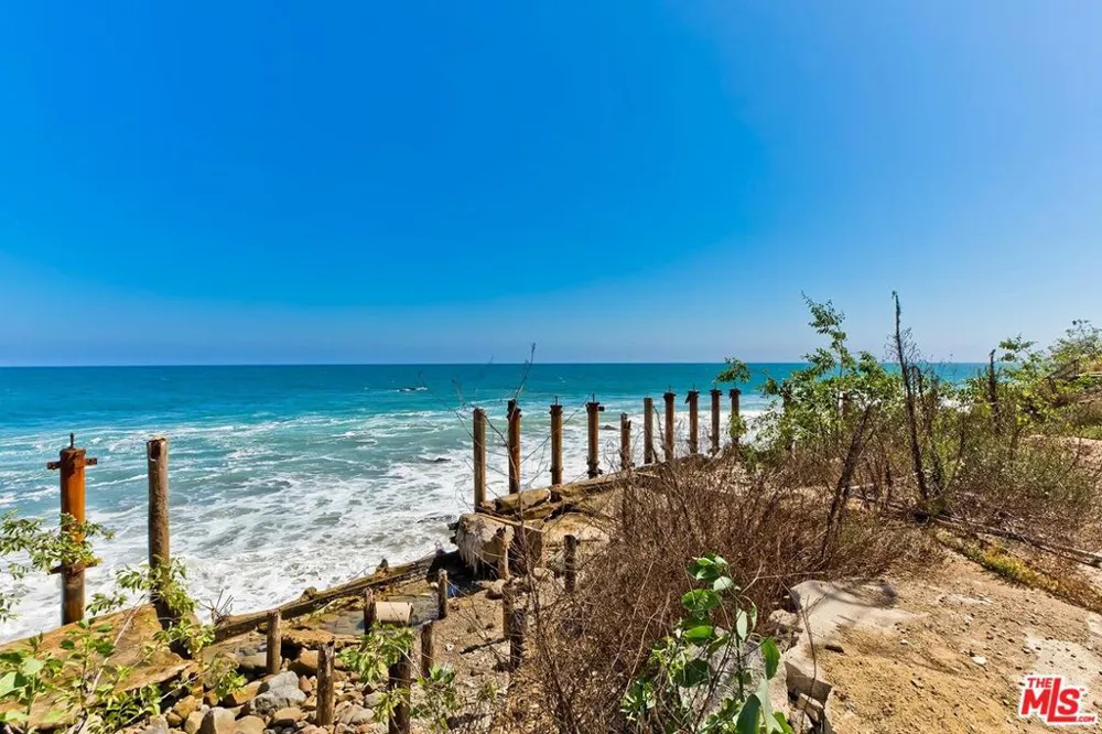 19848 Pacific Coast Highway Malibu, CA 90265