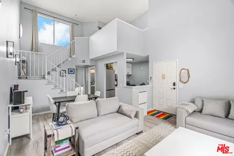 11150 Glenoaks Boulevard #178