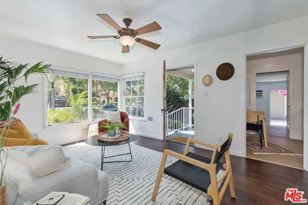 8597 Higuera Street Culver City, CA 90232