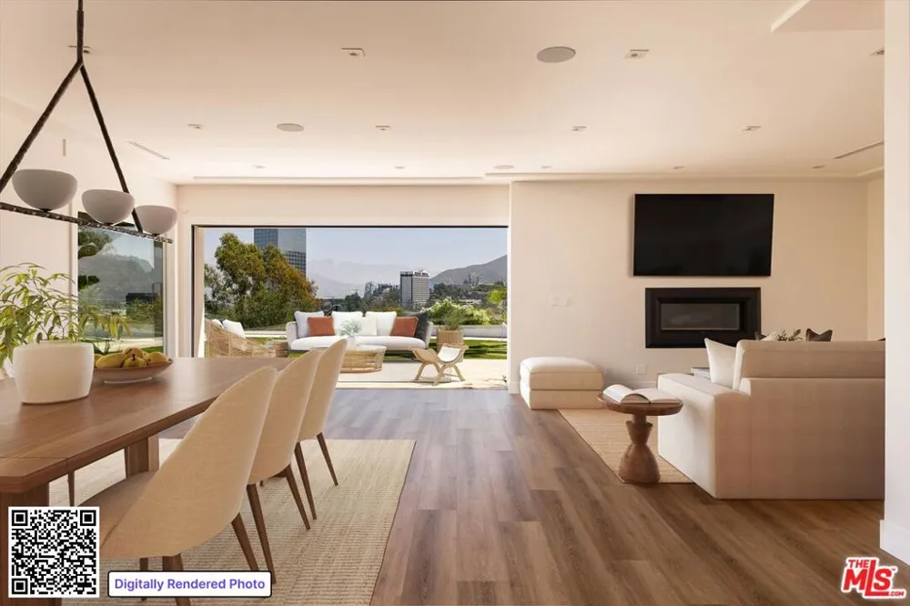 10901 Terryview Drive Studio City, CA 91604