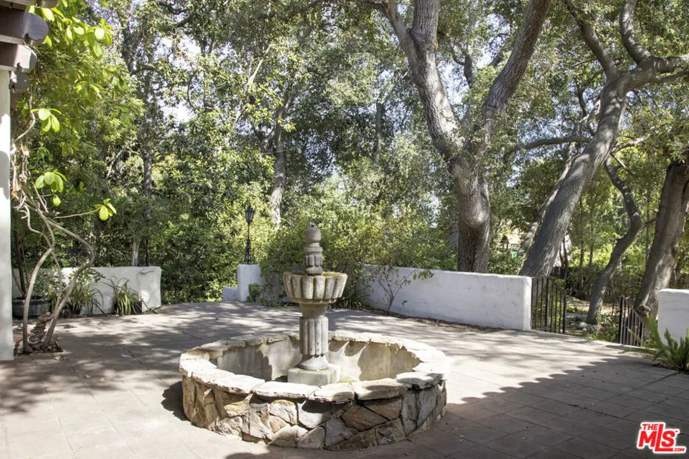 1788 Pepper Drive Altadena, CA 91001