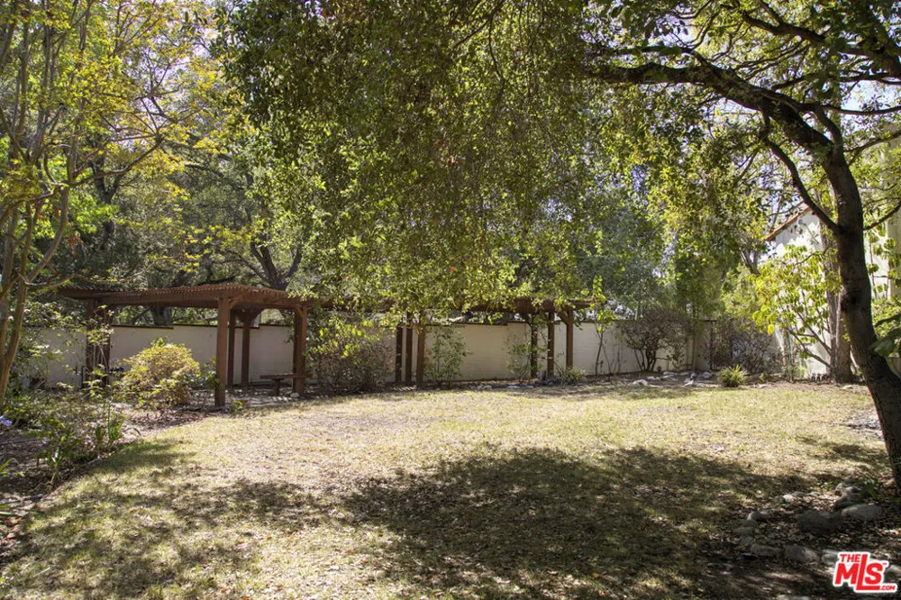 1788 Pepper Drive Altadena, CA 91001