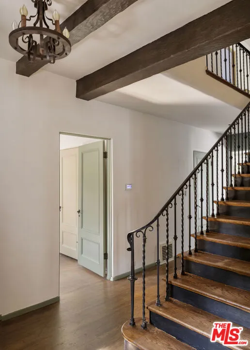1788 Pepper Drive Altadena, CA 91001