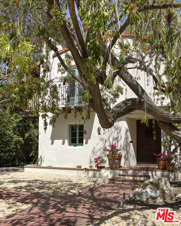 1788 Pepper Drive Altadena, CA 91001