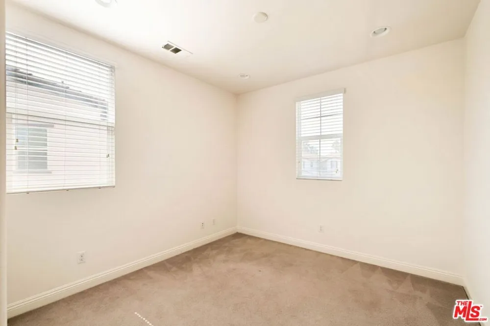 5929 Spelthorne Lane Los Angeles, CA 90034