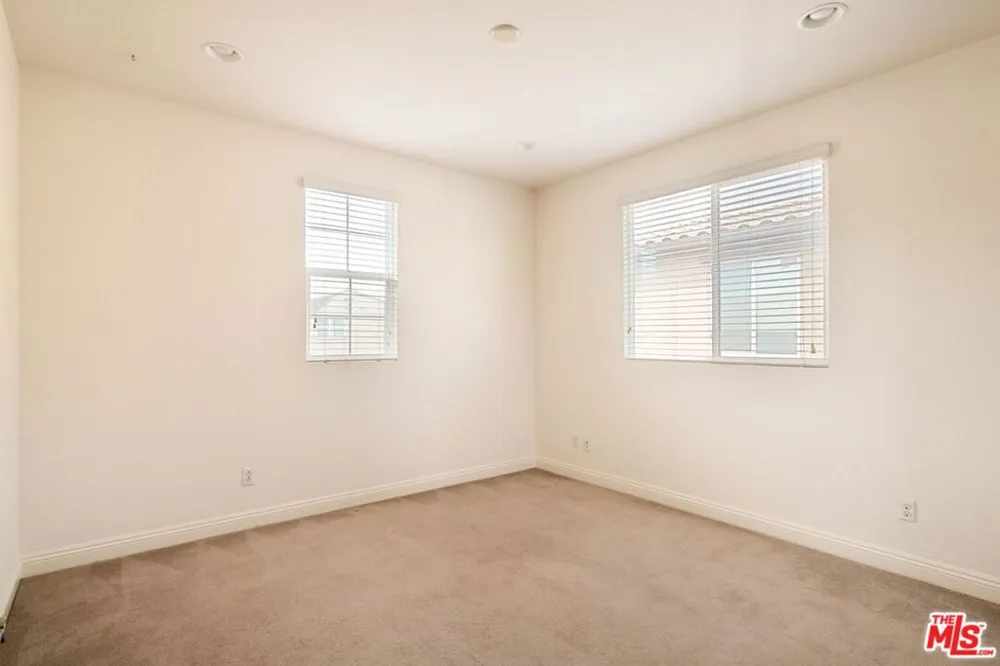 5929 Spelthorne Lane Los Angeles, CA 90034