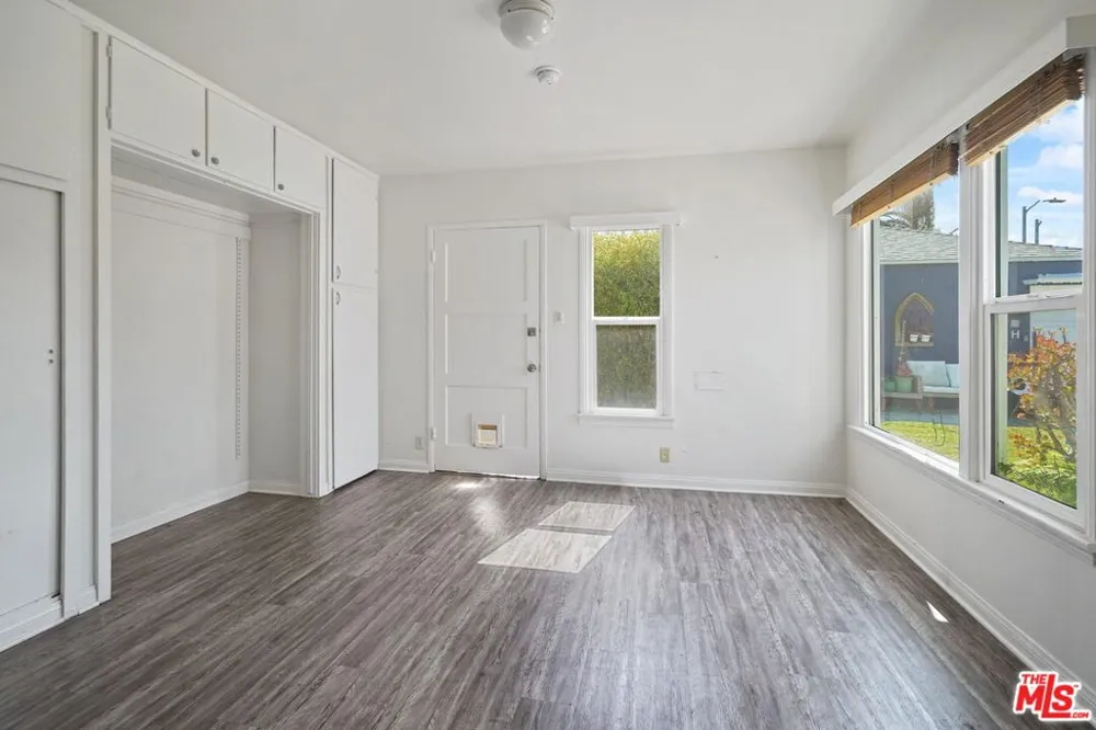 216 6th Avenue Venice, CA 90291