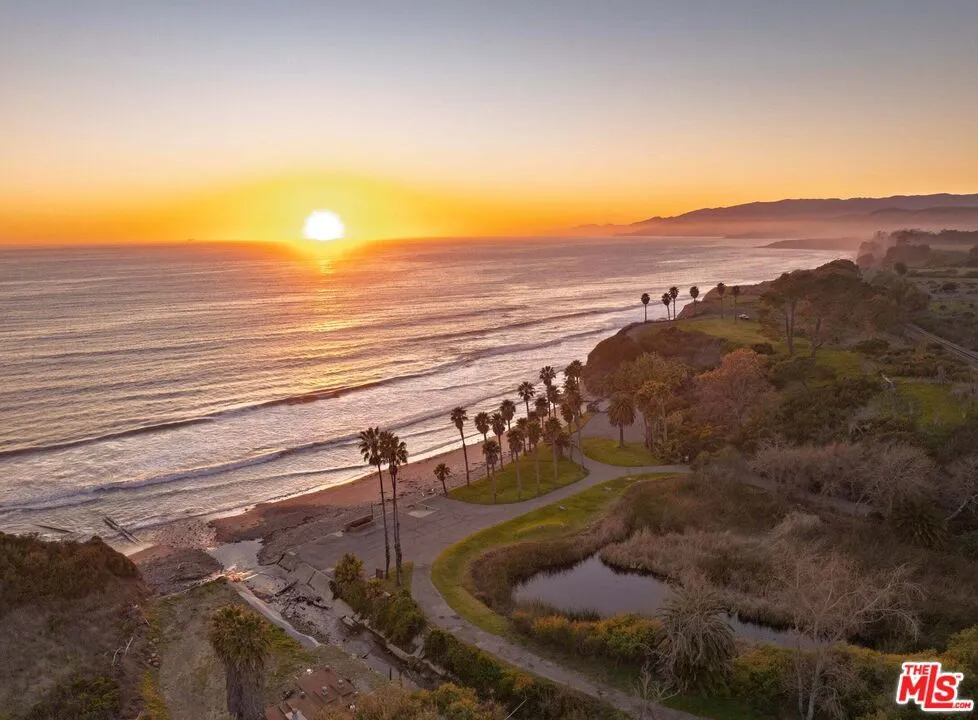 251 La Casa Grande Circle Goleta, CA 93117