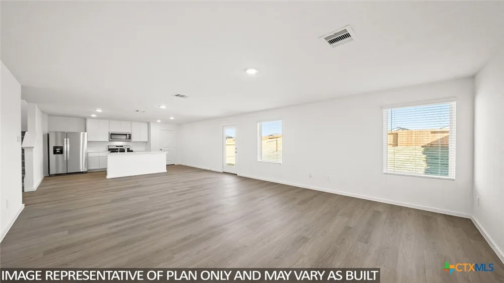 105 Rain Drop Road Jarrell, TX 76537