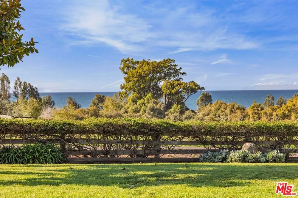 275 La Casa Grande Circle Santa Barbara, CA 93117