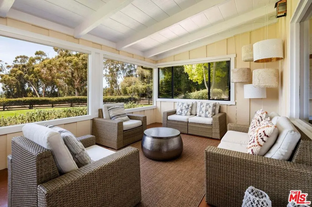 275 La Casa Grande Circle Santa Barbara, CA 93117