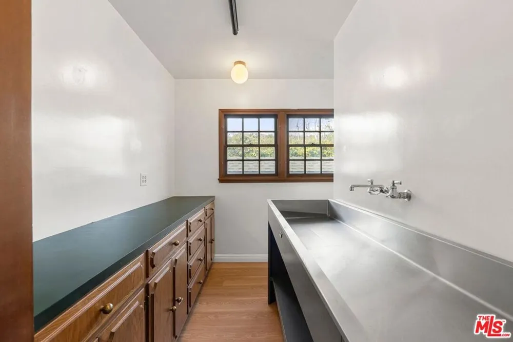 10593 Wilkins Avenue Los Angeles, CA 90024