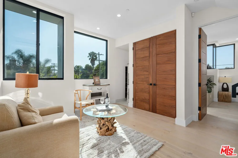 616 7th Venice, CA 90291