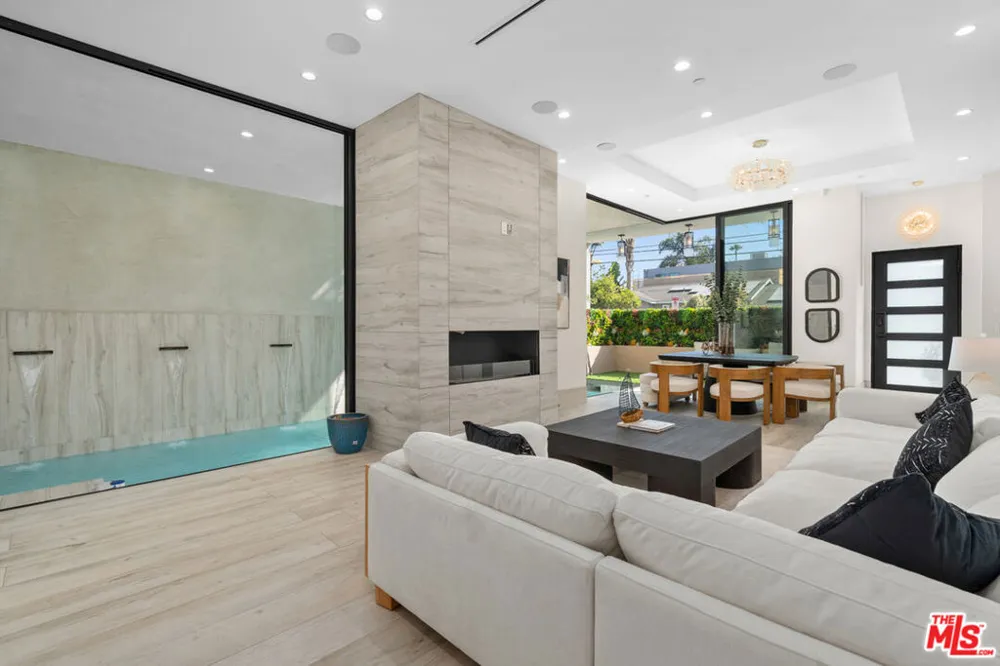 616 7th Venice, CA 90291