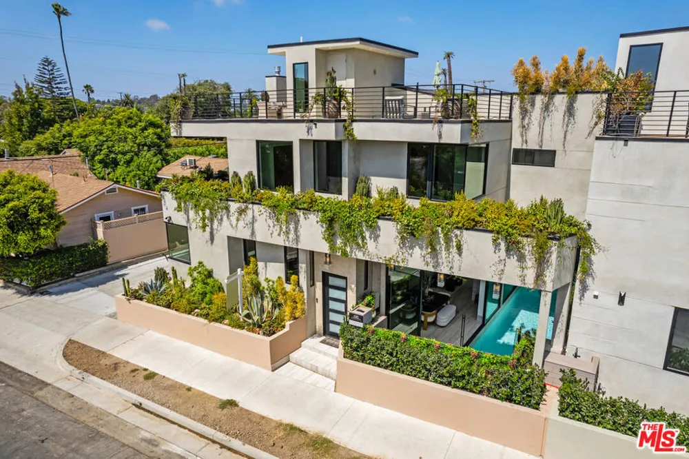 616 7th Venice, CA 90291