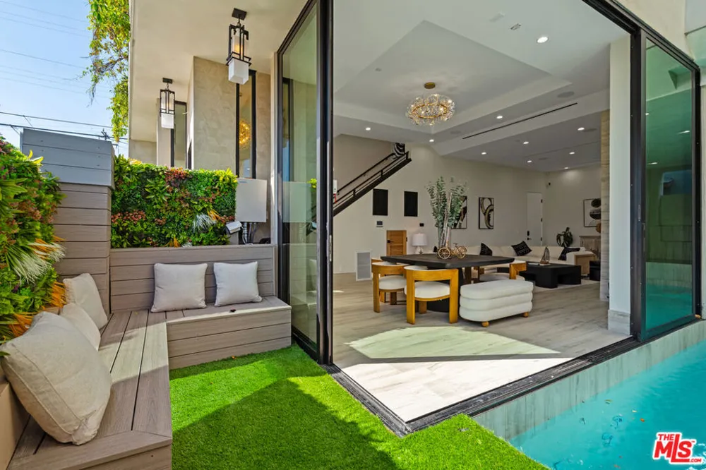 616 7th Venice, CA 90291