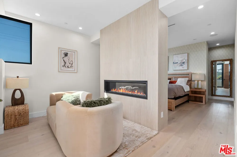 616 7th Venice, CA 90291