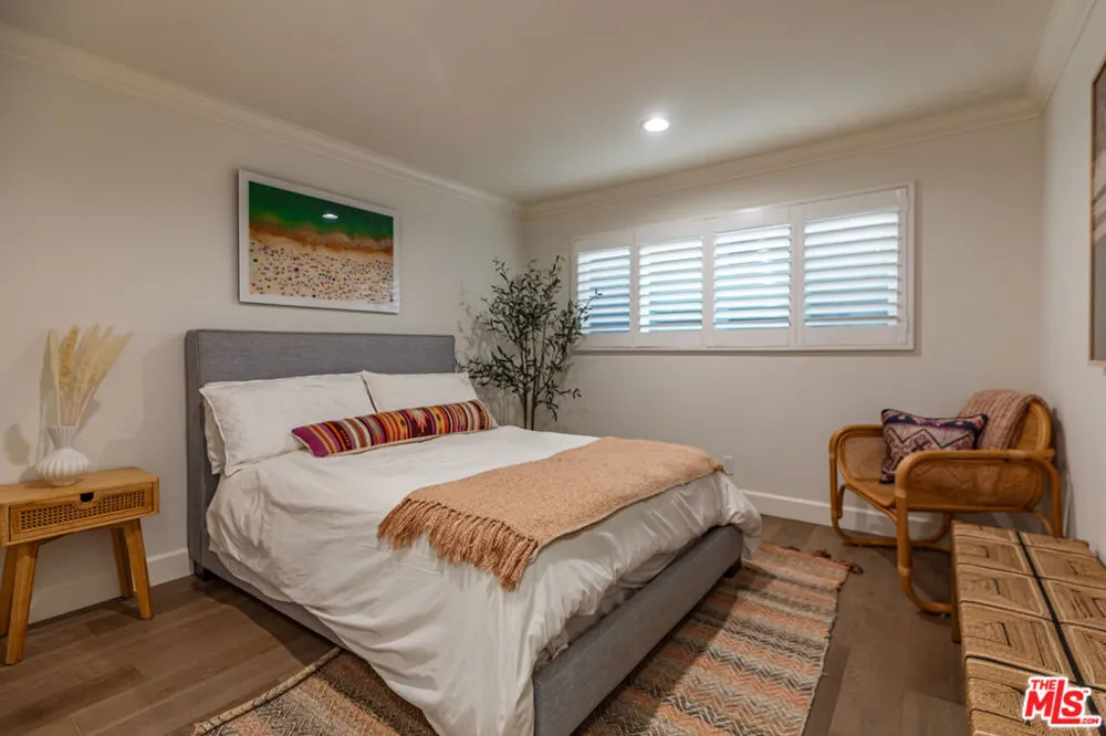 3240 Shelby Drive Los Angeles, CA 90034
