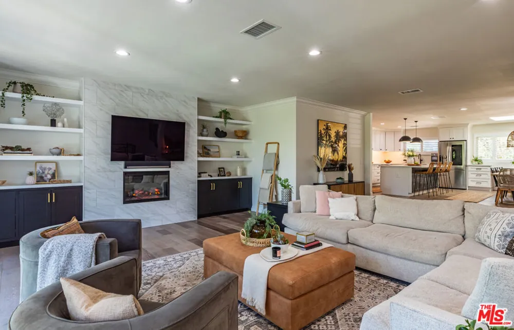 3240 Shelby Drive Los Angeles, CA 90034
