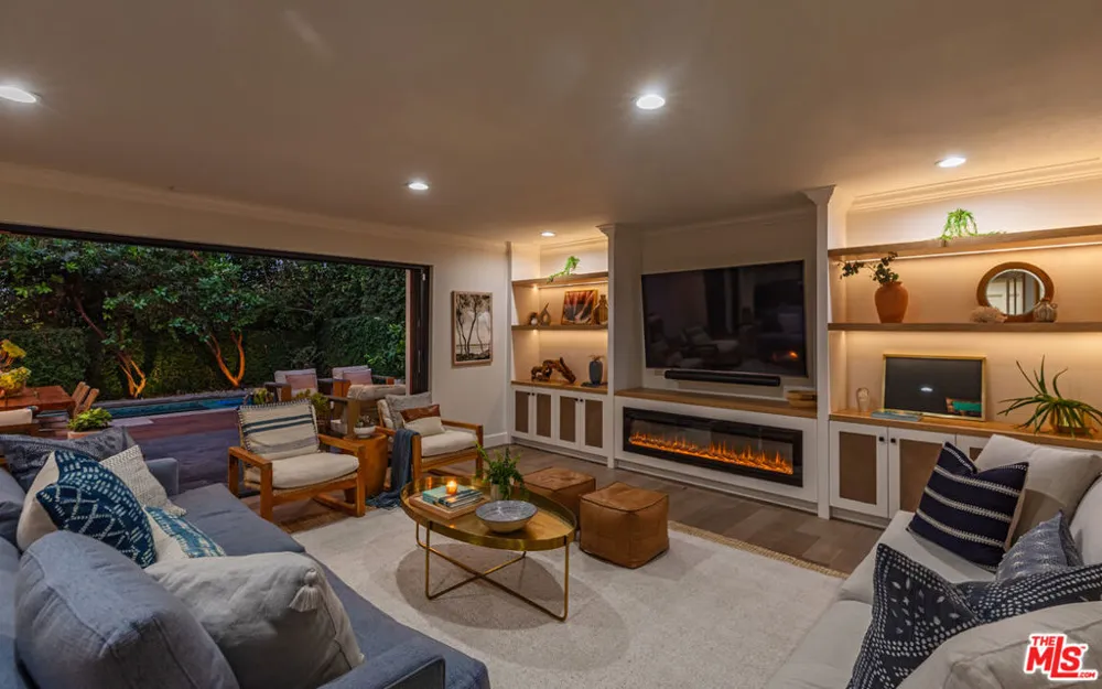 3240 Shelby Drive Los Angeles, CA 90034
