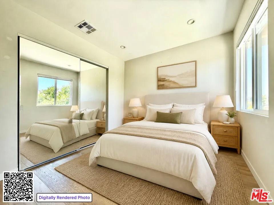 330 Parkman Avenue Los Angeles, CA 90026
