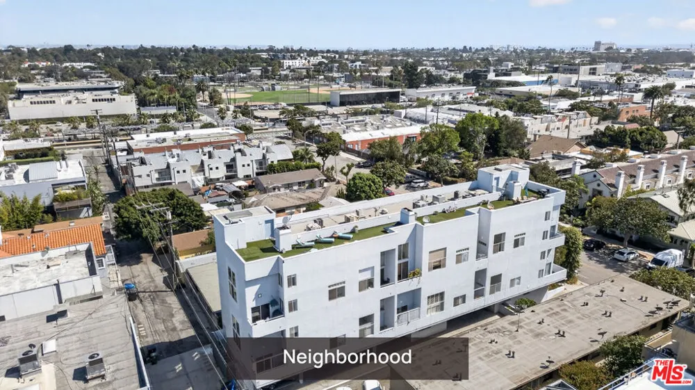 1511 16th Street #201 Santa Monica, CA 90404