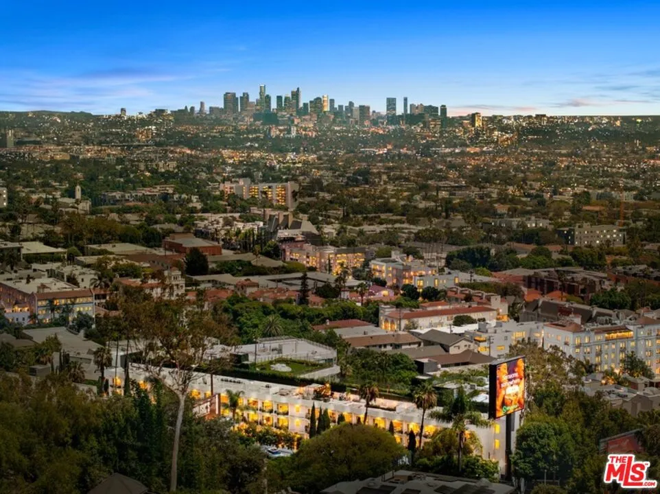8430 Harold Way Los Angeles, CA 90069