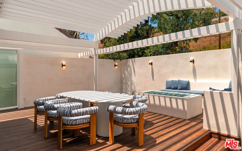 27044 Malibu Cove Colony Drive Malibu, CA 90265