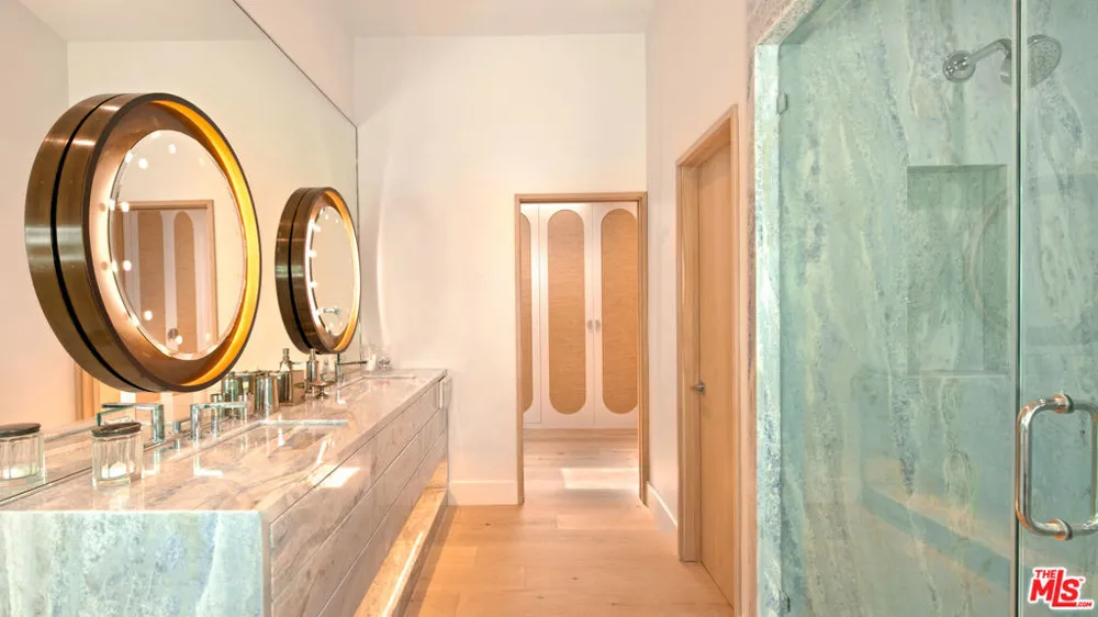 27044 Malibu Cove Colony Drive Malibu, CA 90265