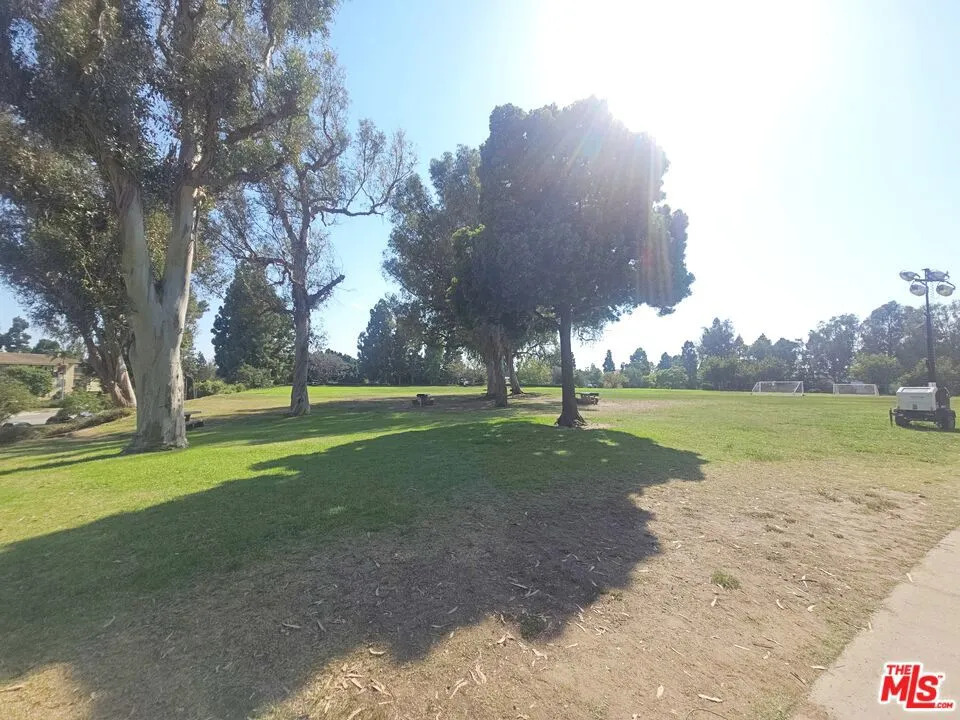 5600 Kensington Way #104 Culver City, CA 90230