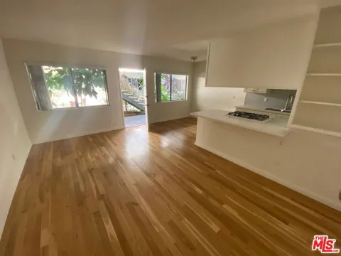 420 Raymond Avenue #6